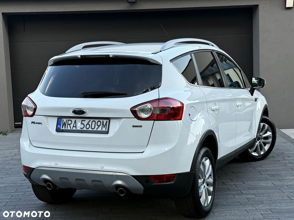 Ford Kuga 2.0 TDCi 2x4 Titanium - 25