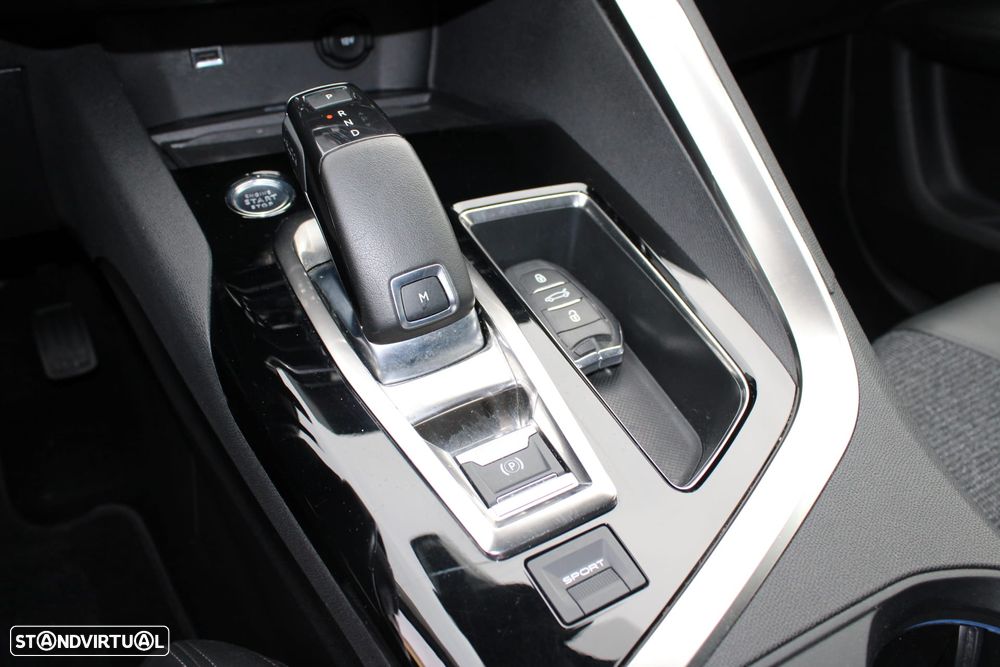 Peugeot 5008 PureTech 130 EAT8 Stop & Start Allure - 22