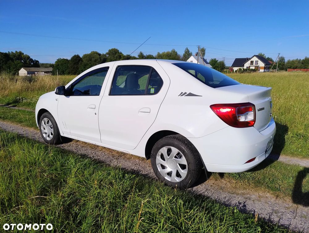 Dacia Logan 1.2 16V Laureate EU6 - 4