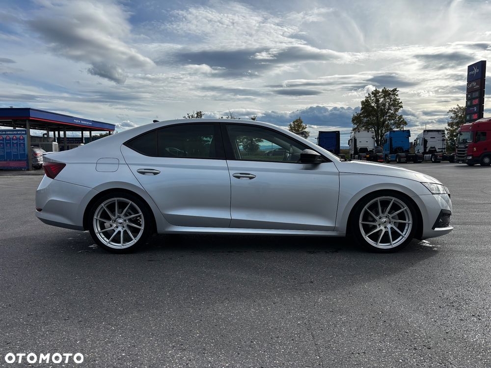 Skoda Octavia 2.0 TDI Ambition DSG - 6