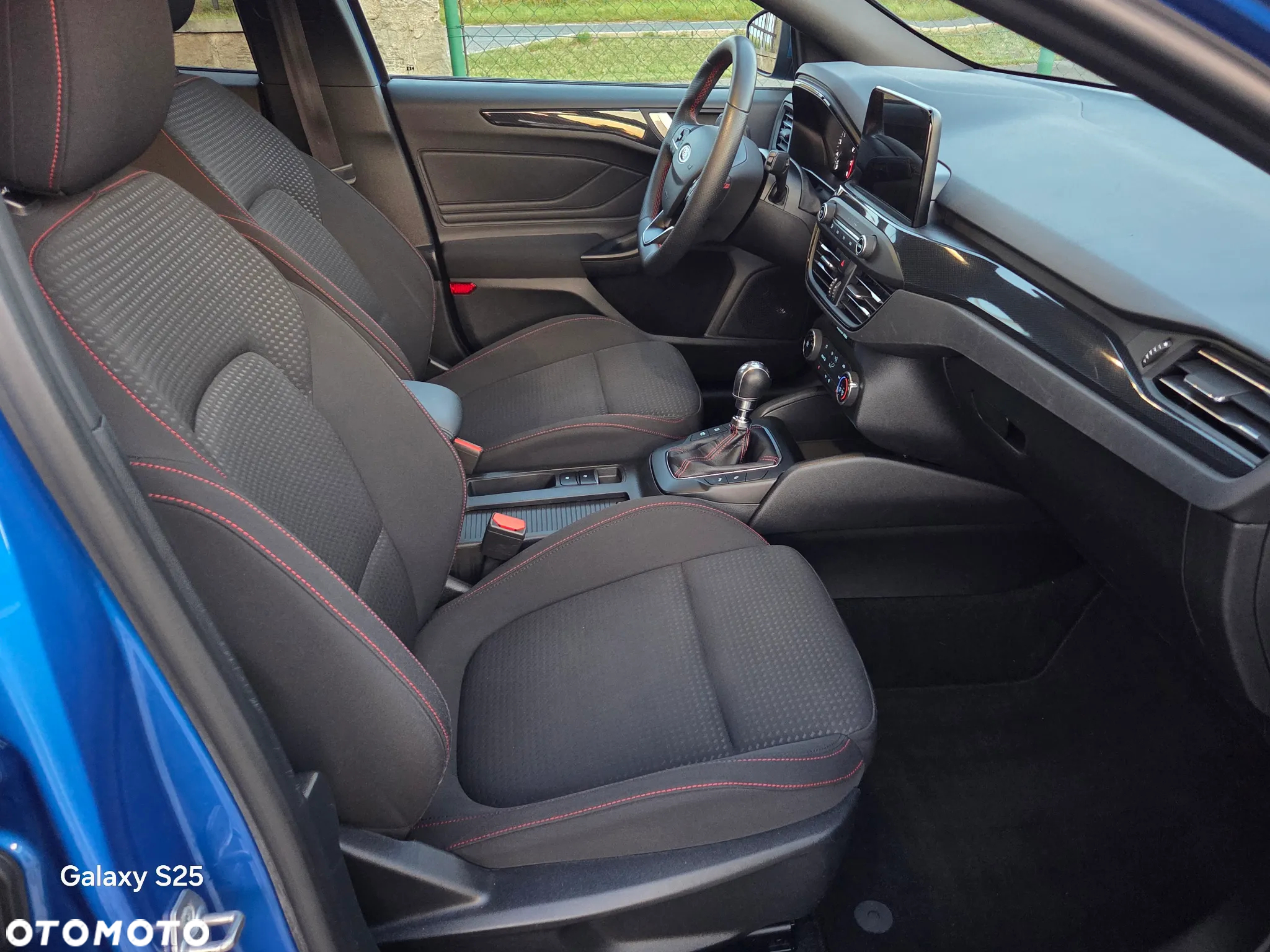 Ford Focus 1.0 EcoBoost ST-Line - 12