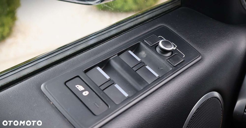 Land Rover Range Rover Sport - 26