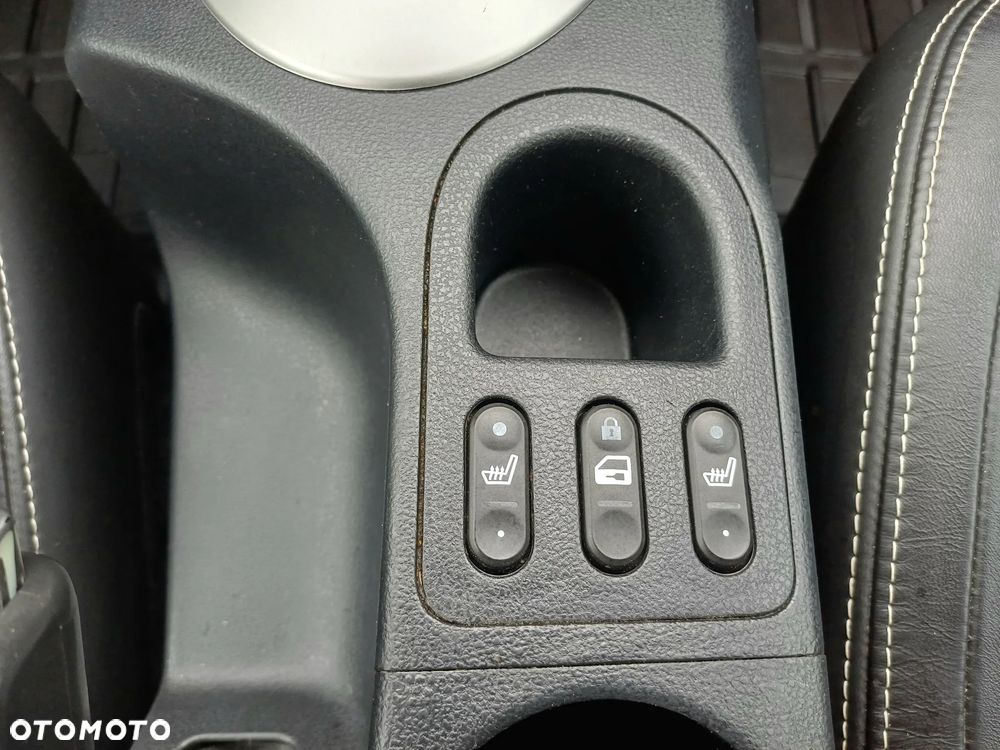 Nissan Qashqai 2.0 CVT tekna - 19