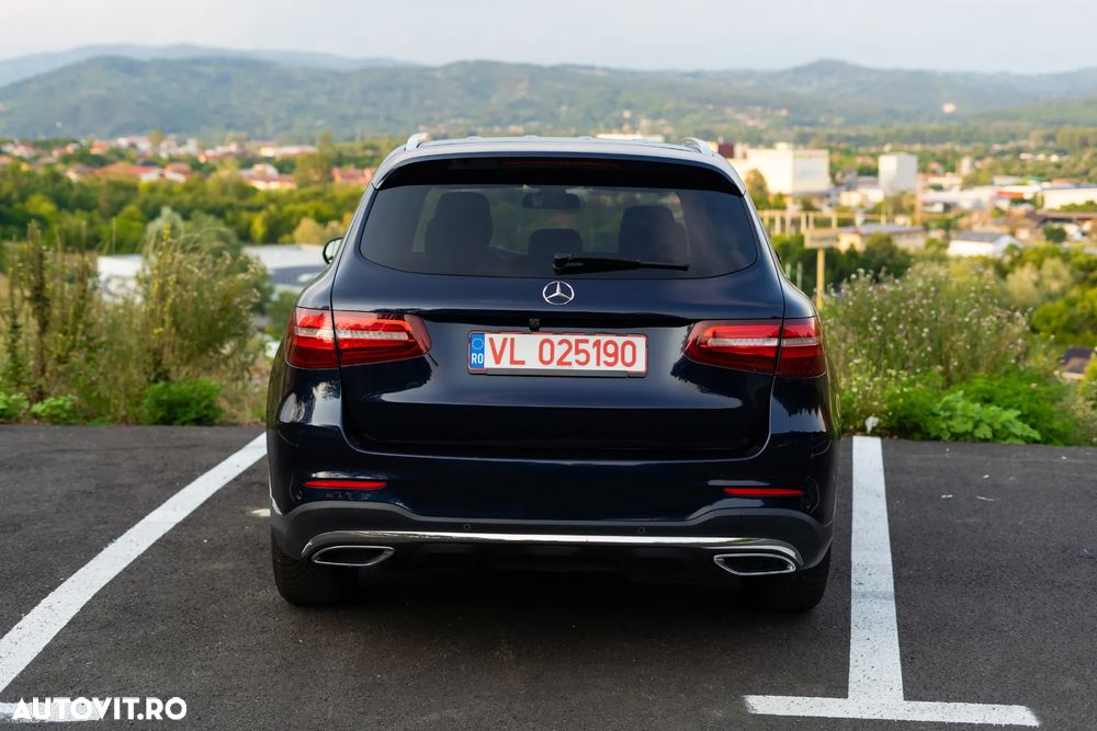 Mercedes-Benz GLC 220 d 4Matic 9G-TRONIC AMG Line - 4