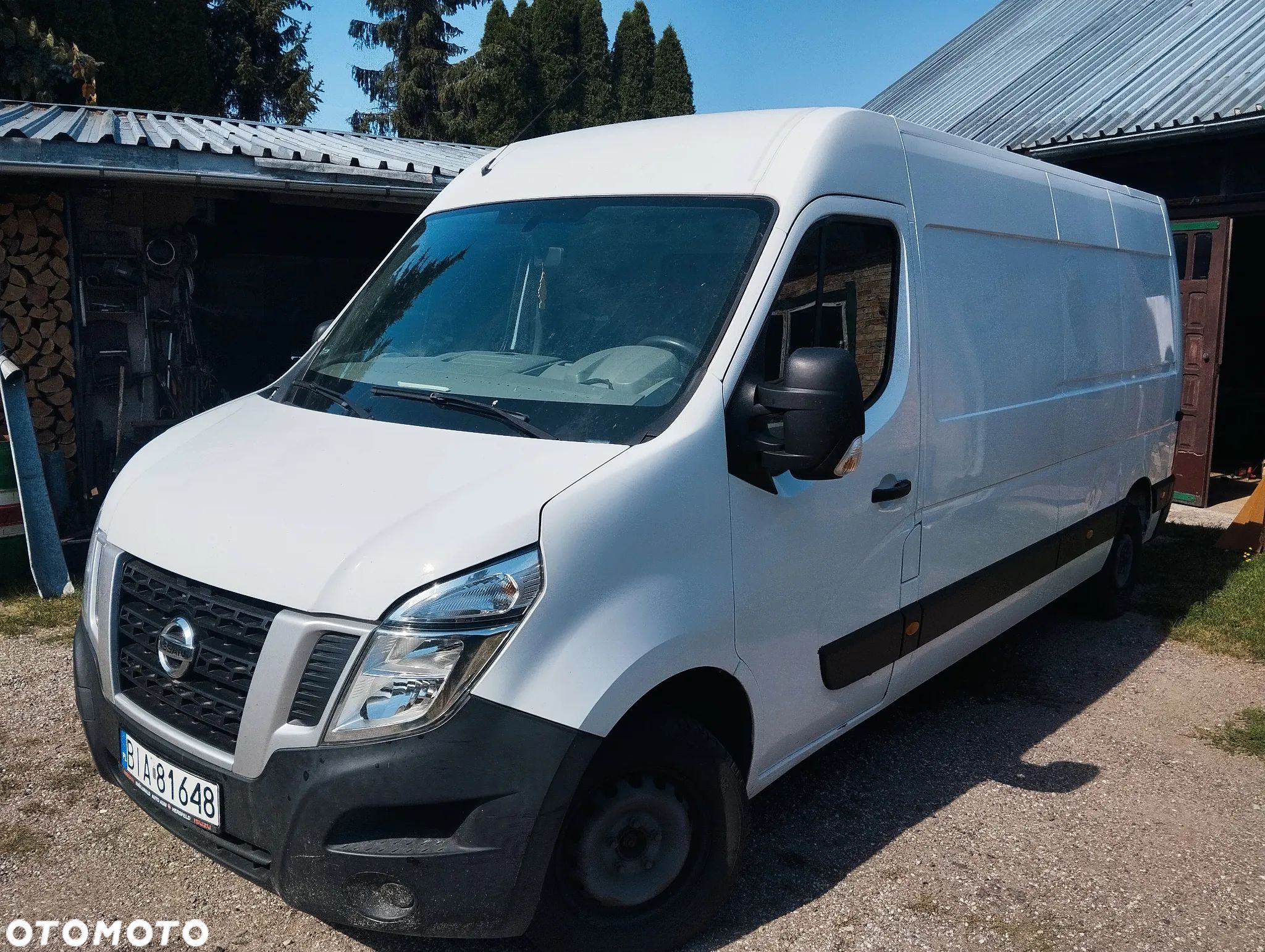 Nissan NV400 - 1