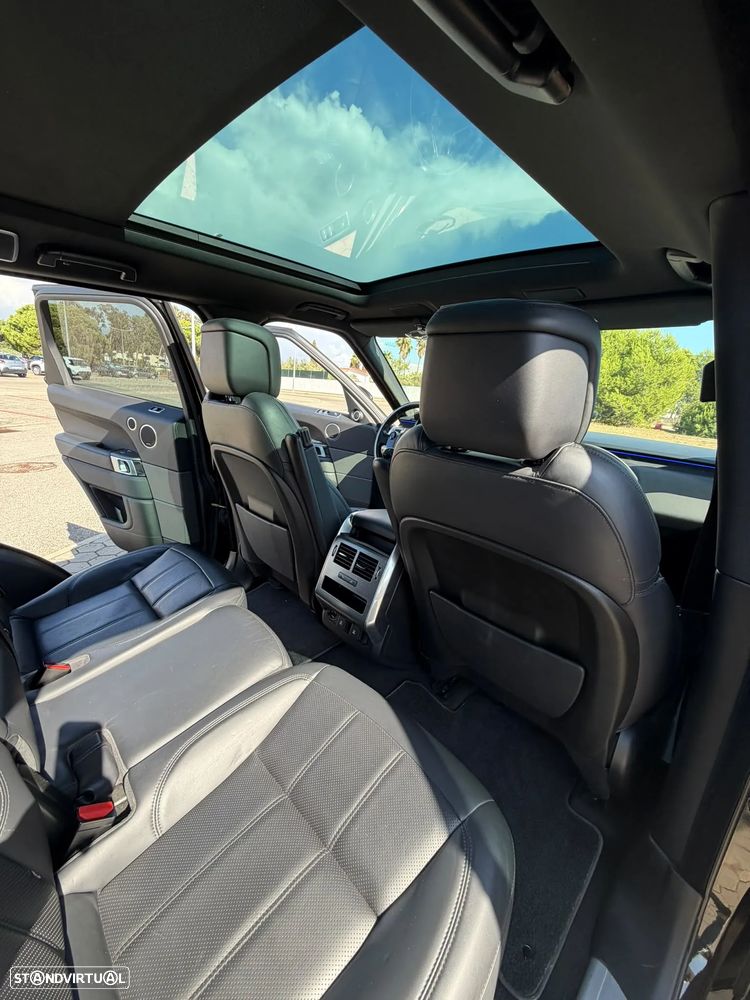 Land Rover Range Rover P400e Plug-in Westminster Black - 18