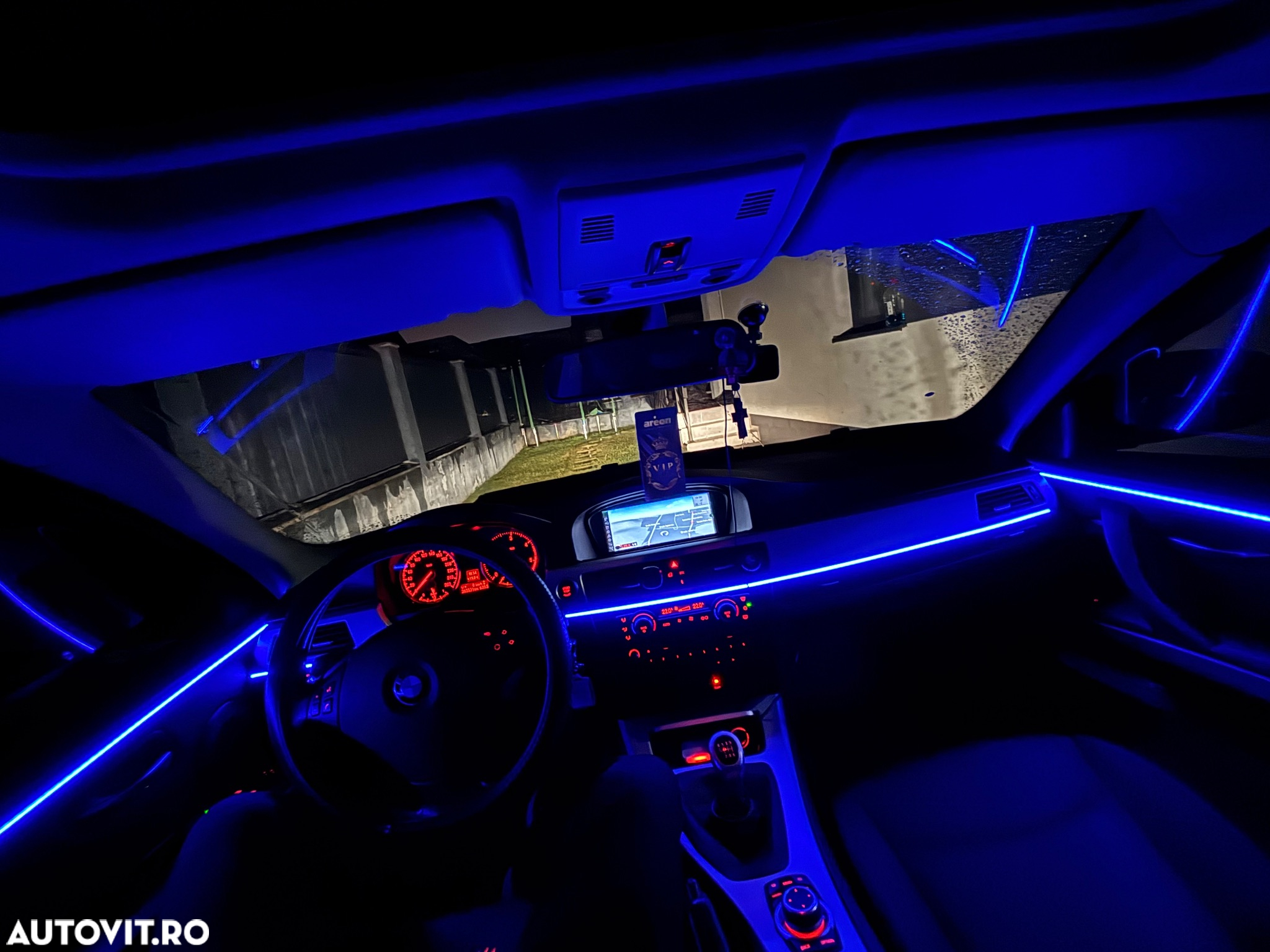 BMW Seria 3 ver-318d - 15