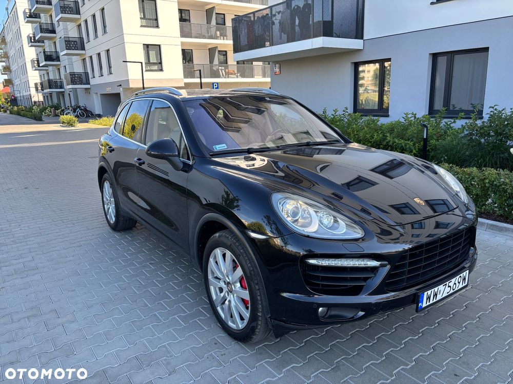 Porsche Cayenne - 2