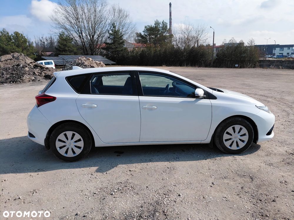 Toyota Auris 1.33 VVT-i Active - 7