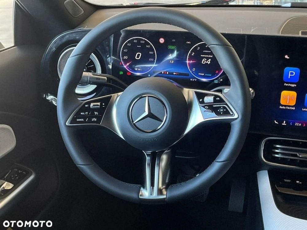 Mercedes-Benz CLA 200 mHEV 8G-DCT - 11