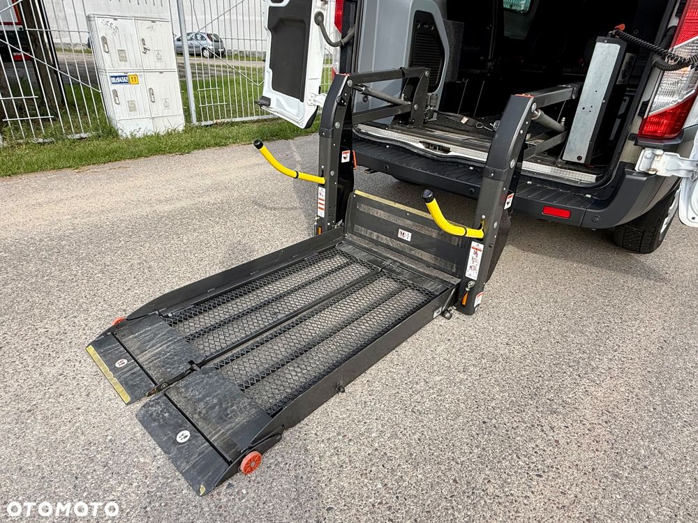 Ford Transit - 24