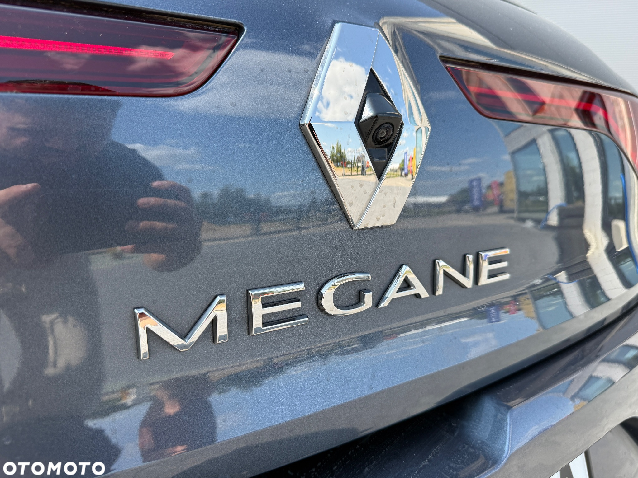Renault Megane ENERGY TCe 140 EDC LIMITED - 20