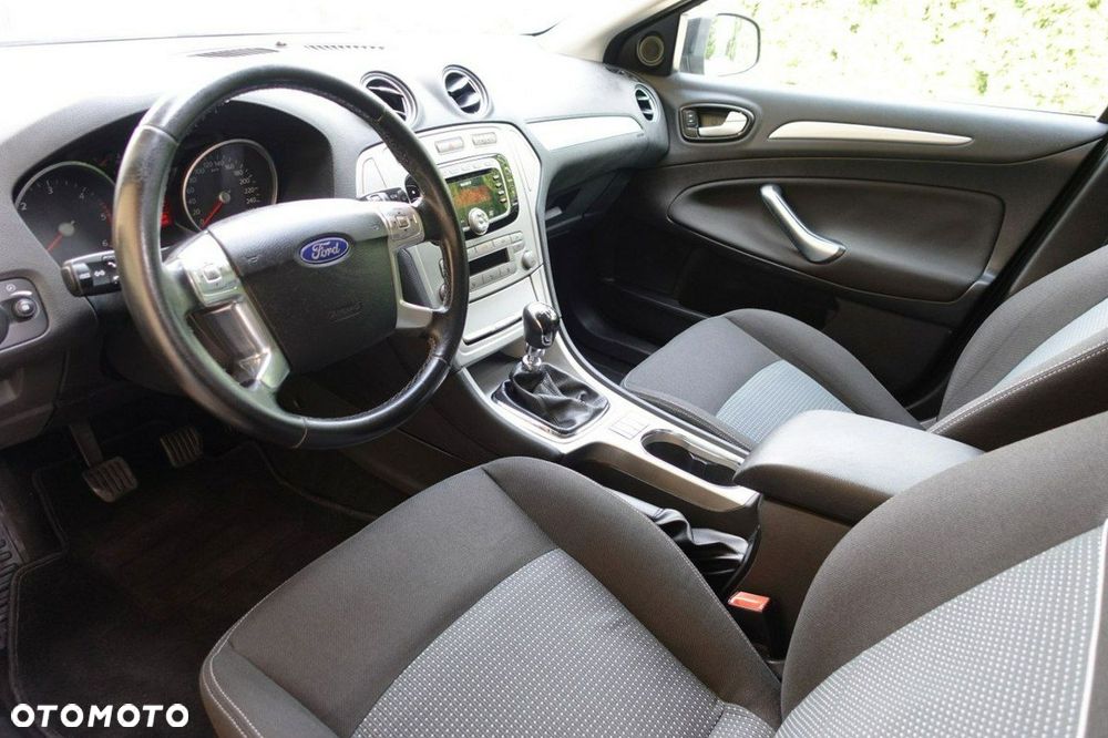 Ford Mondeo - 11