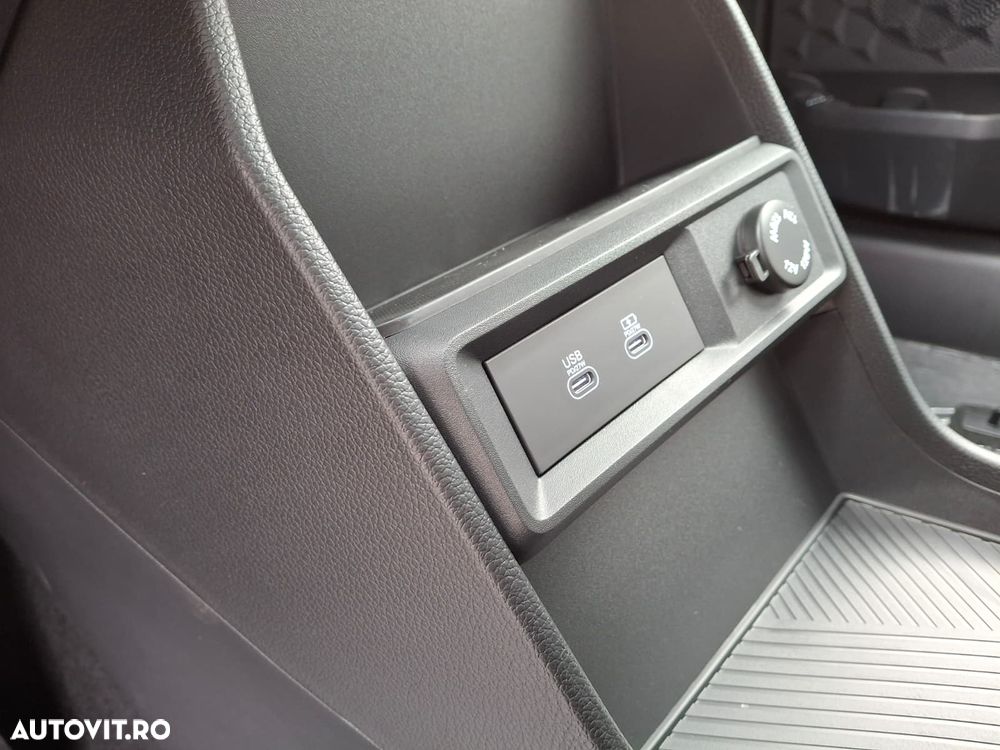 KG Mobility Torres - 13