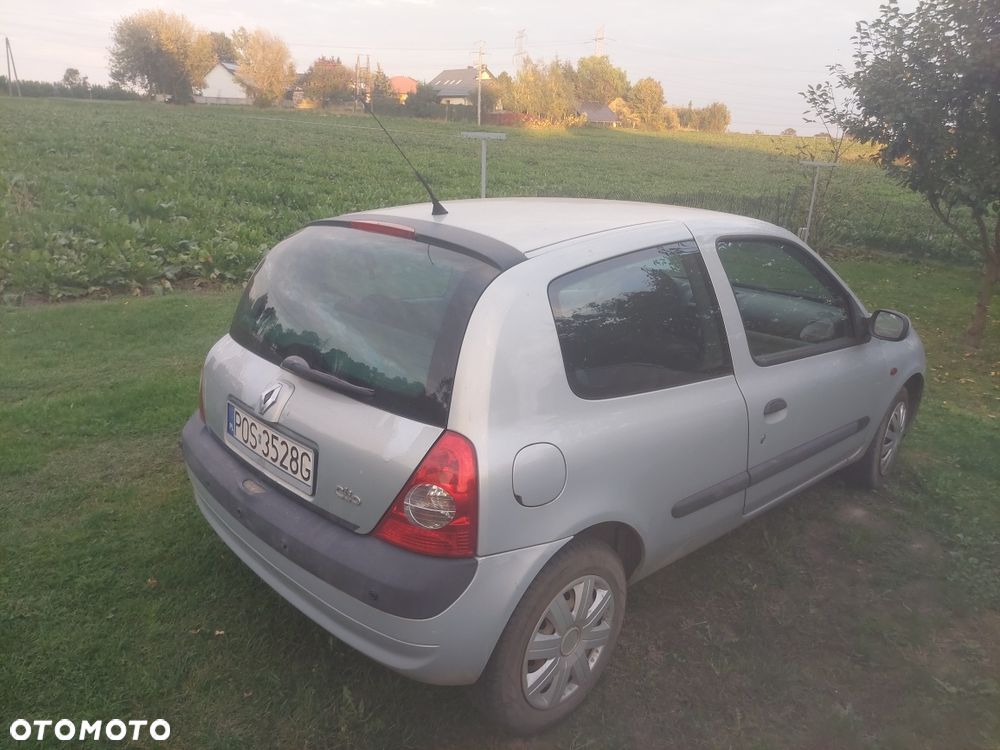 Renault Clio 2001 photo 4