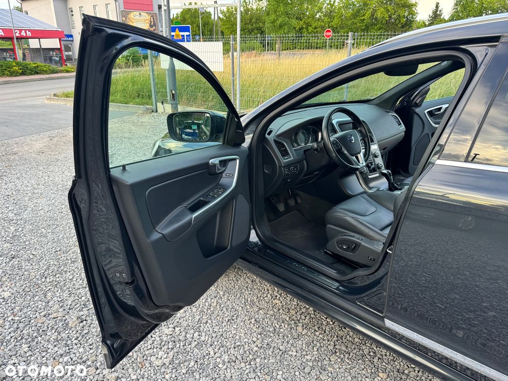 Volvo XC 60 D4 Summum - 16