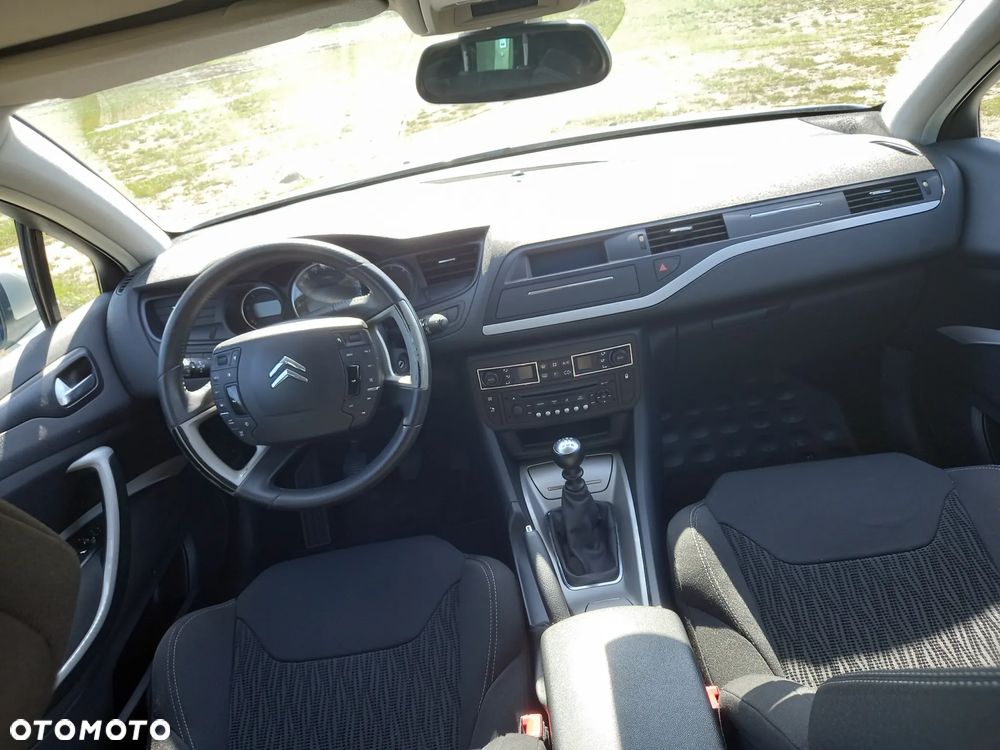 Citroën C5 HDi 140 FAP Confort - 17