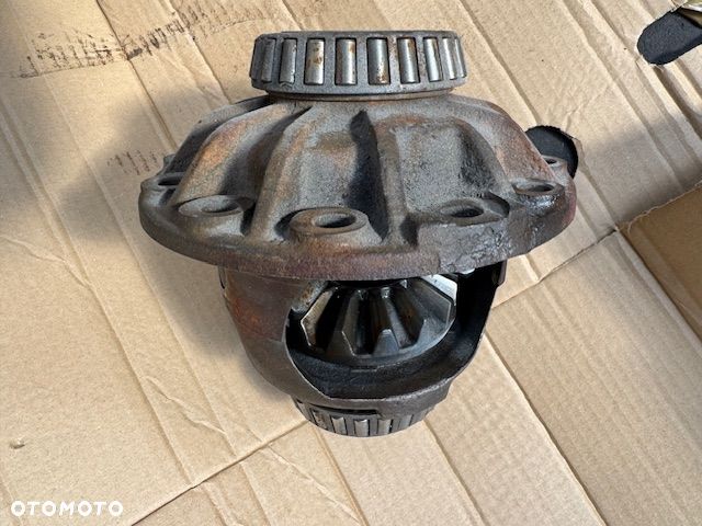 Mechanizm różnicowy mostu kosz Iveco Daily 65C/ 70C - 2