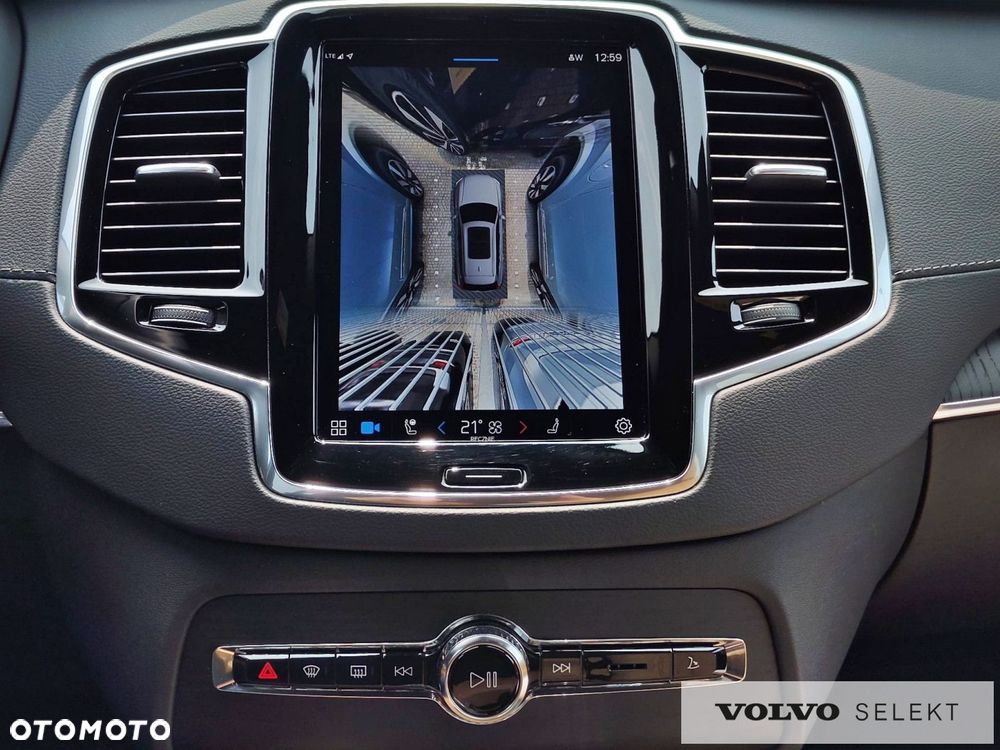 Volvo XC 90 - 26
