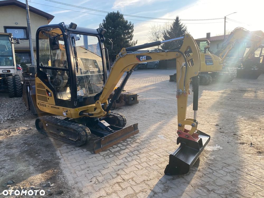 Caterpillar CAT 301.7D, 2250 MTH, Z NIEMIEC, DŁUŻSZY ZASIĘG, ROZSUWANE PODWOZIE, SUPER STAN - 7