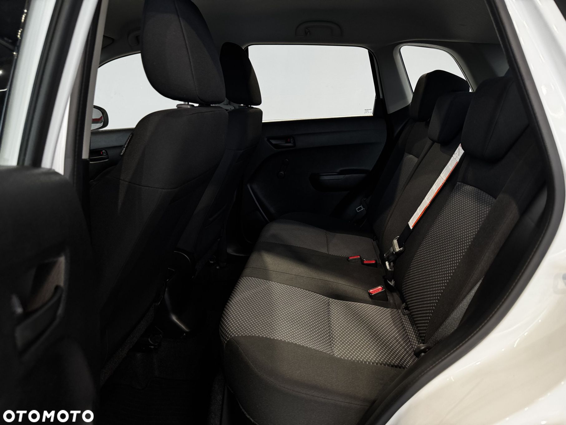 Suzuki Vitara - 12