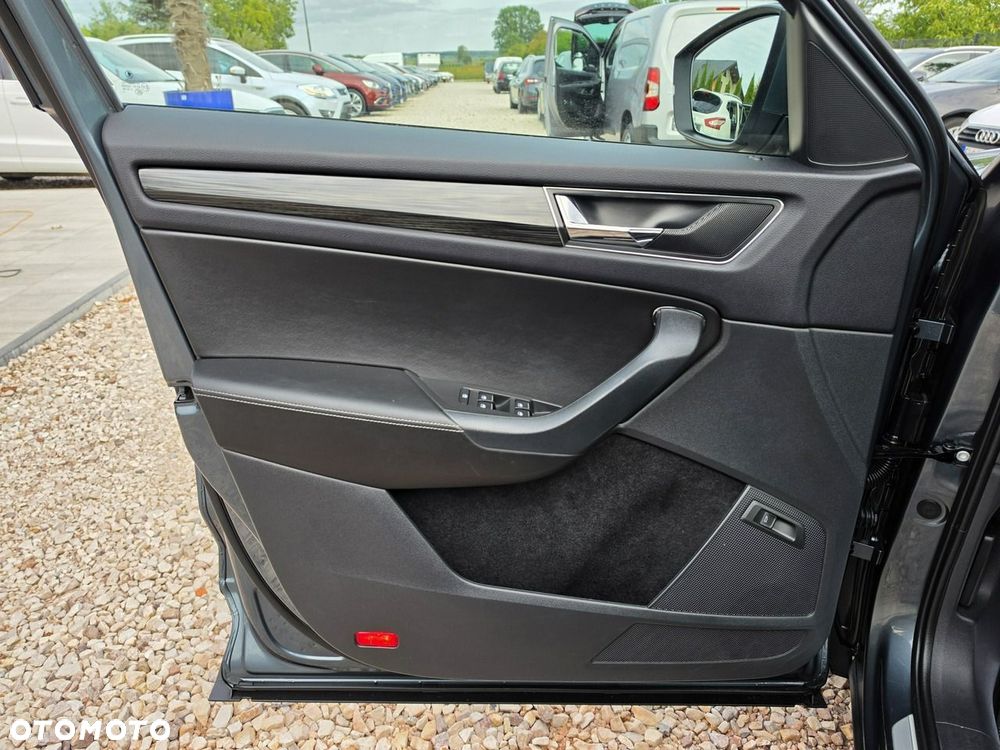 Skoda Kodiaq 1.5 TSI ACT 4x2 Business DSG 7os - 26