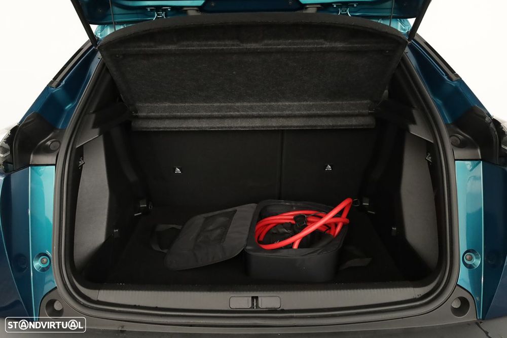 Peugeot e-2008 54 kWh Allure - 24