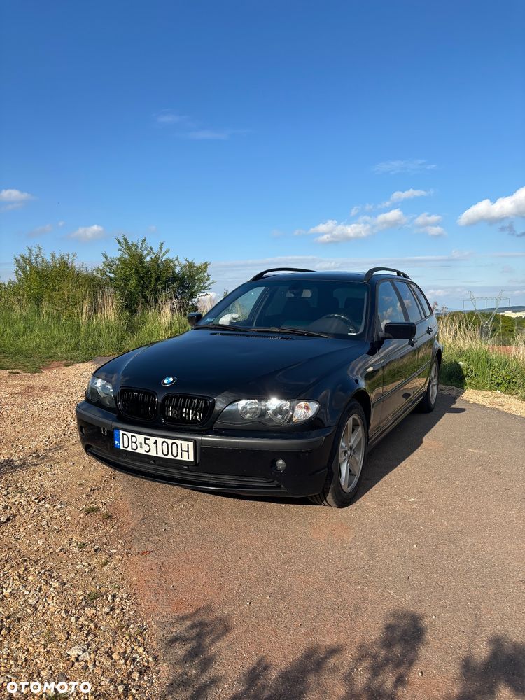 BMW Seria 3 318i - 1