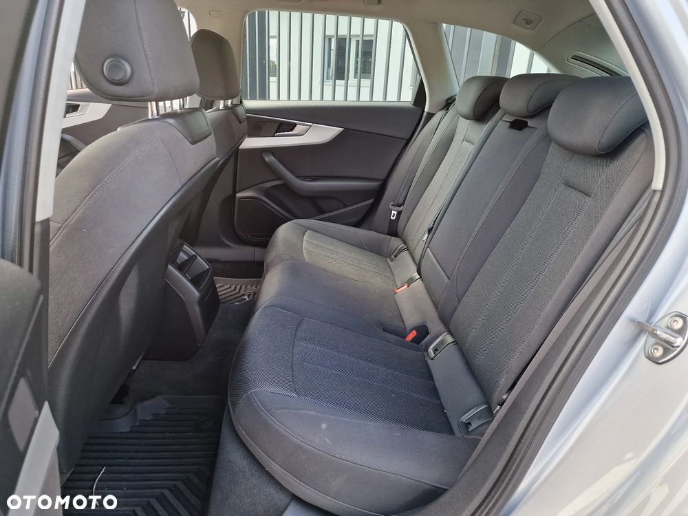 Audi A4 Avant 2.0 TDI S tronic - 18