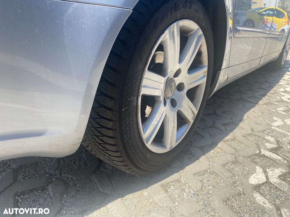 Audi A4 Avant 2.0 TDI - 4