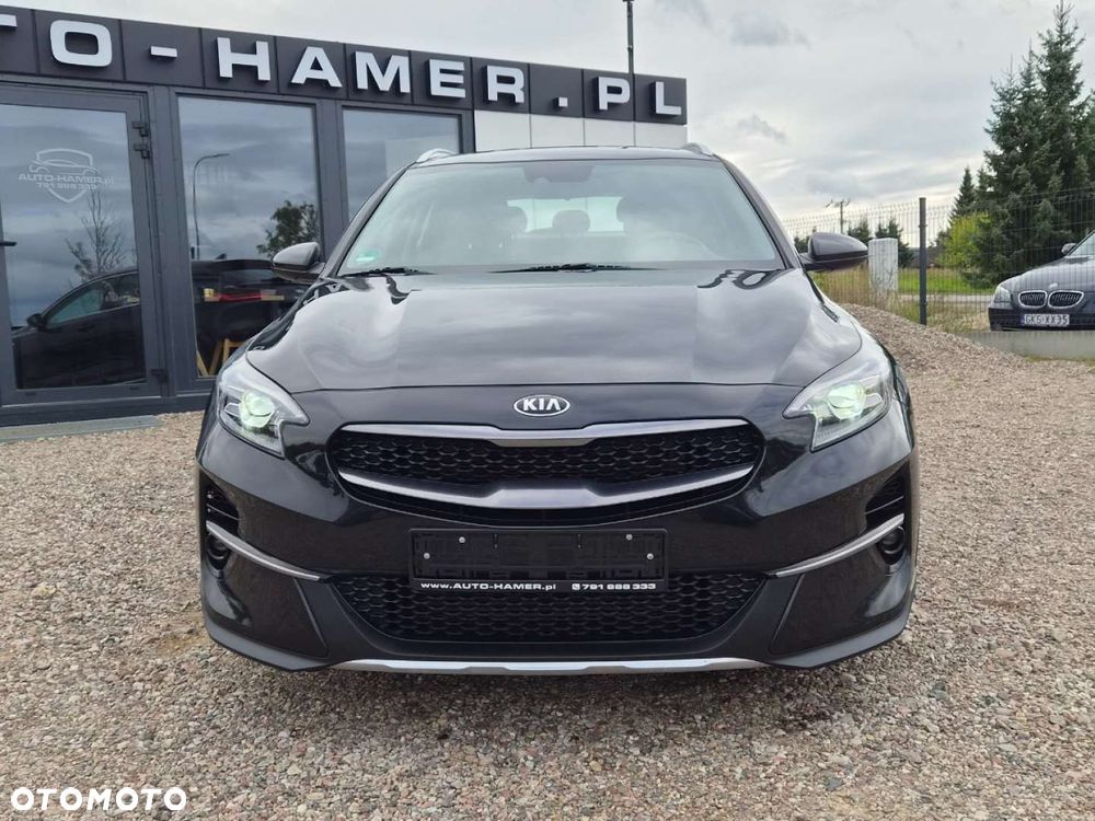 Kia XCeed 1.4 T-GDI OPF PLATINUM EDITION - 28