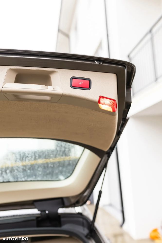 Mercedes-Benz E 250 T CDI DPF BlueEFFICIENCY Automatik Elegance - 34