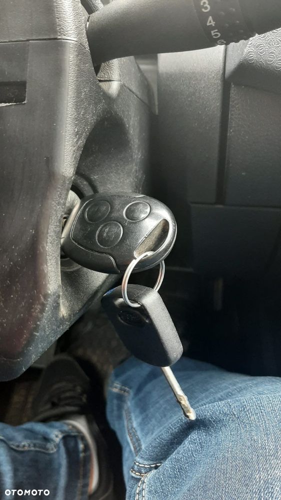 Ford Fusion 1.4 + - 22