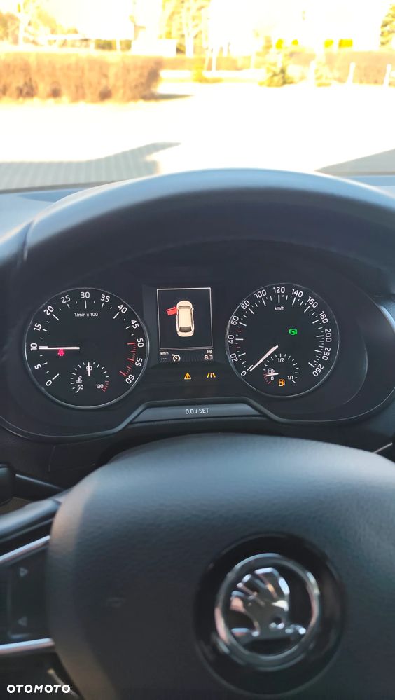 Skoda Octavia 2.0 TDI DSG Ambition - 11