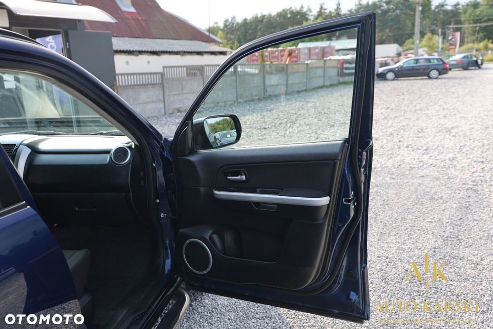 Suzuki Grand Vitara - 31