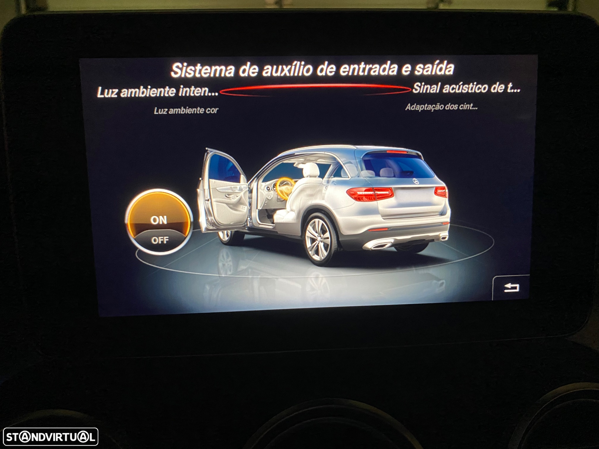 Mercedes-Benz GLC 250 d 4Matic 9G-TRONIC AMG Line - 43
