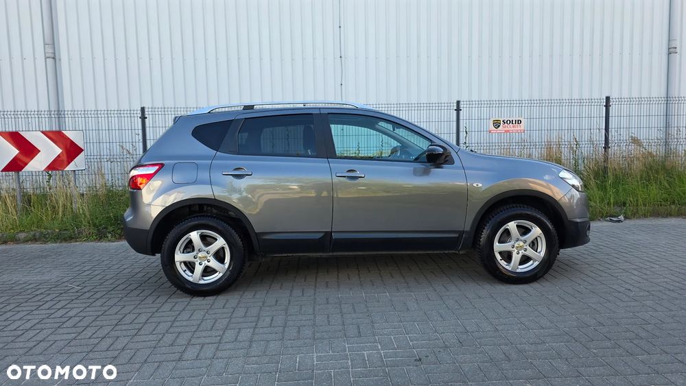 Nissan Qashqai 2.0 Lounge - 6