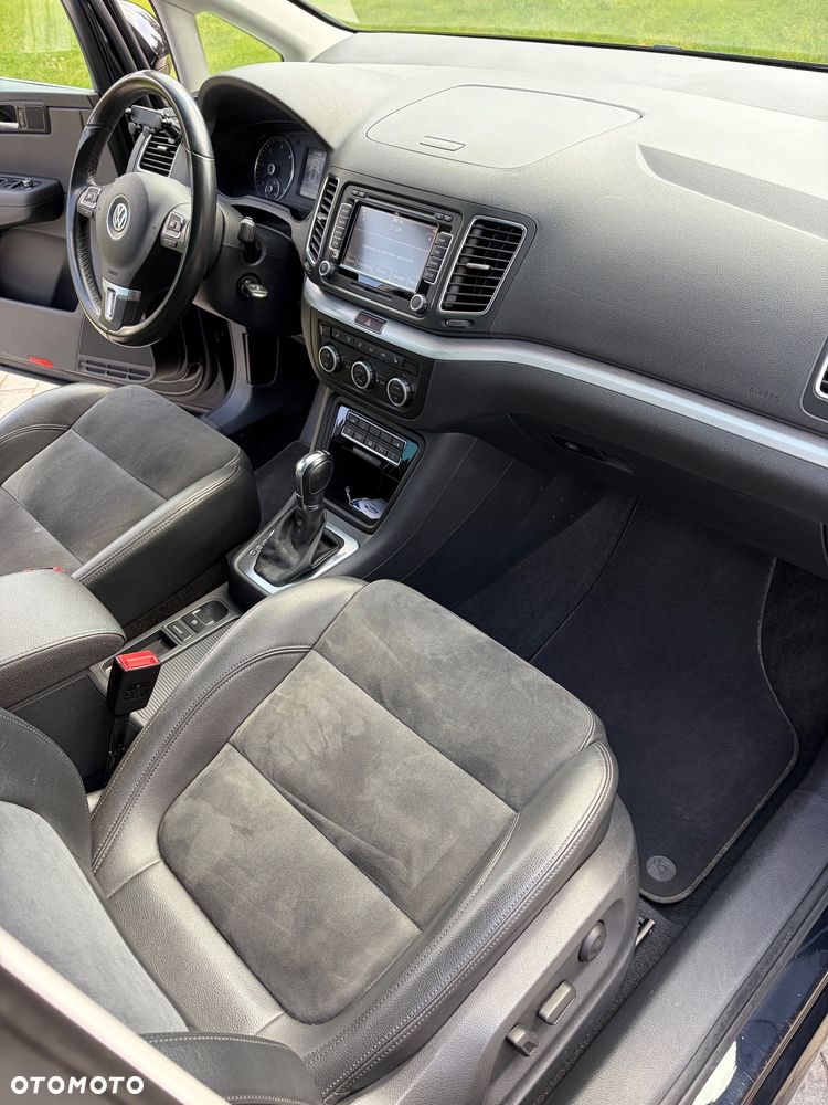 Volkswagen Sharan 2.0 TDI DSG BlueMotion Technology Highline - 29
