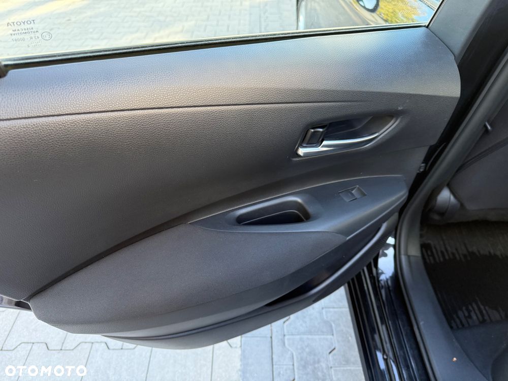 Toyota Corolla 1.8 Hybrid Comfort - 23
