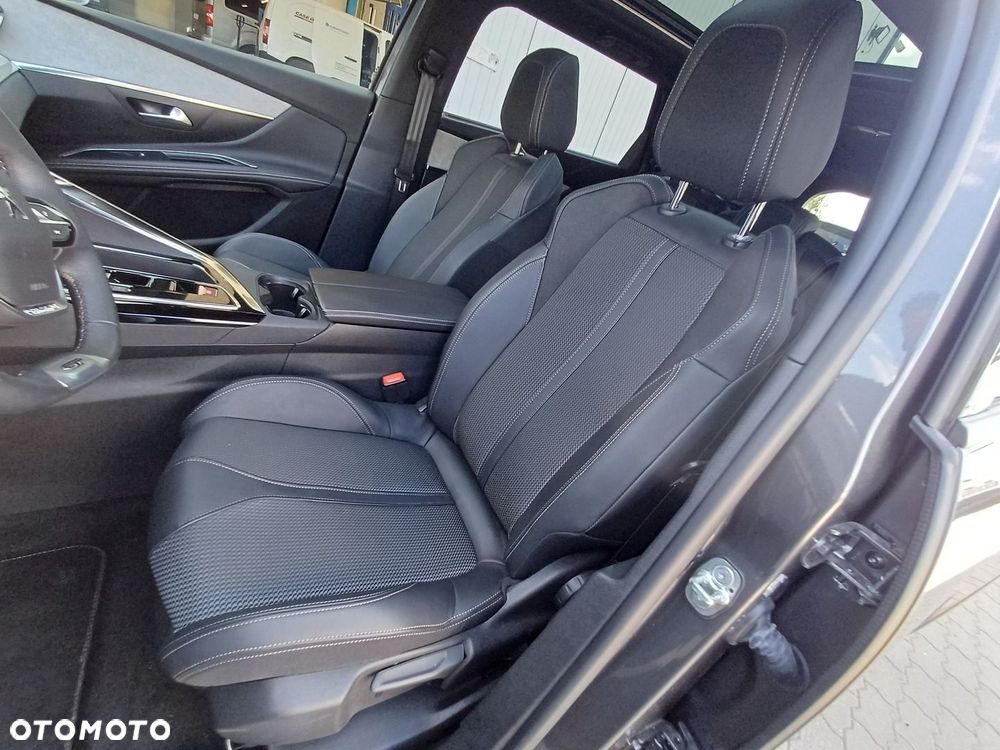 Peugeot 5008 1.2 PureTech mHEV GT S&S e-DCS6 - 13