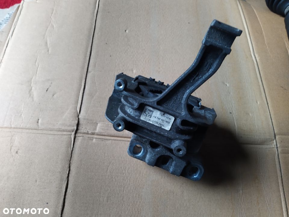 Poduszka silnika VW skoda octavia 2.0 tdi 5Q0199262BJ