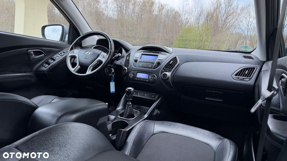 Hyundai ix35 1.6 2WD Fifa World Cup Edition - 18