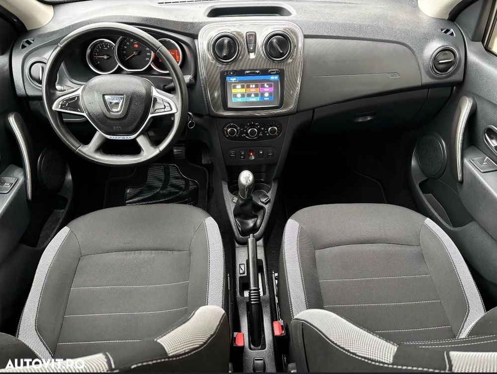 Dacia Sandero Stepway Blue dCi 95 Prestige - 8