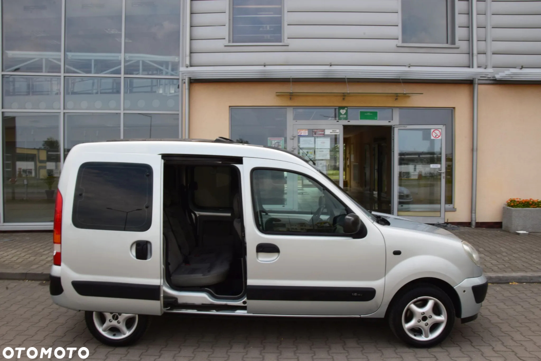 Renault Kangoo 1.6 16V Alize - 12