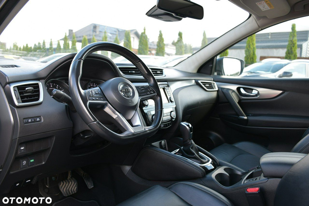 Nissan Qashqai - 12