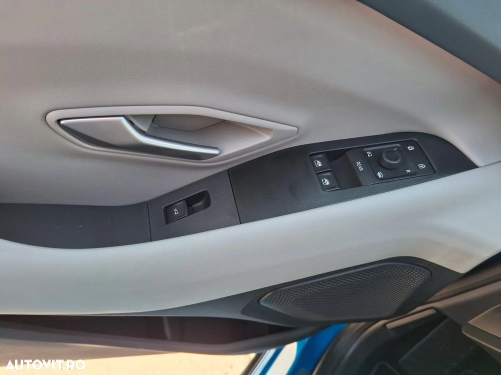 Ford Explorer AWD 79 kWh Extended Range Premium - 15