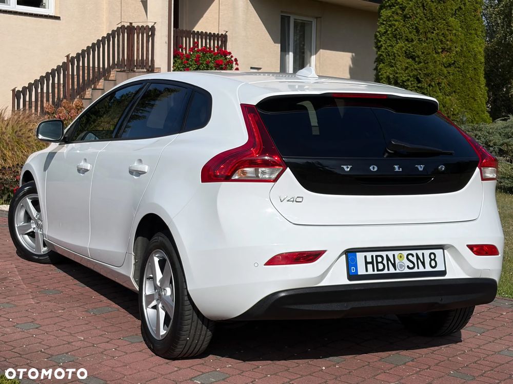 Volvo V40 D2 Linje You - 14
