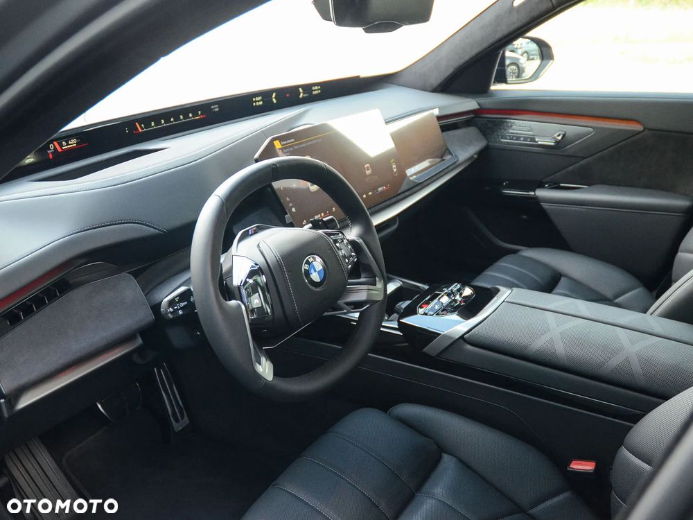 BMW Seria 7 - 25
