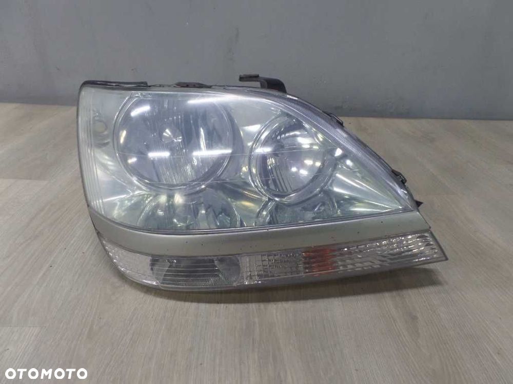 LEXUS RX 300 330 LIFT 99-03 LAMPA PRZOD PRAWA UK - 1