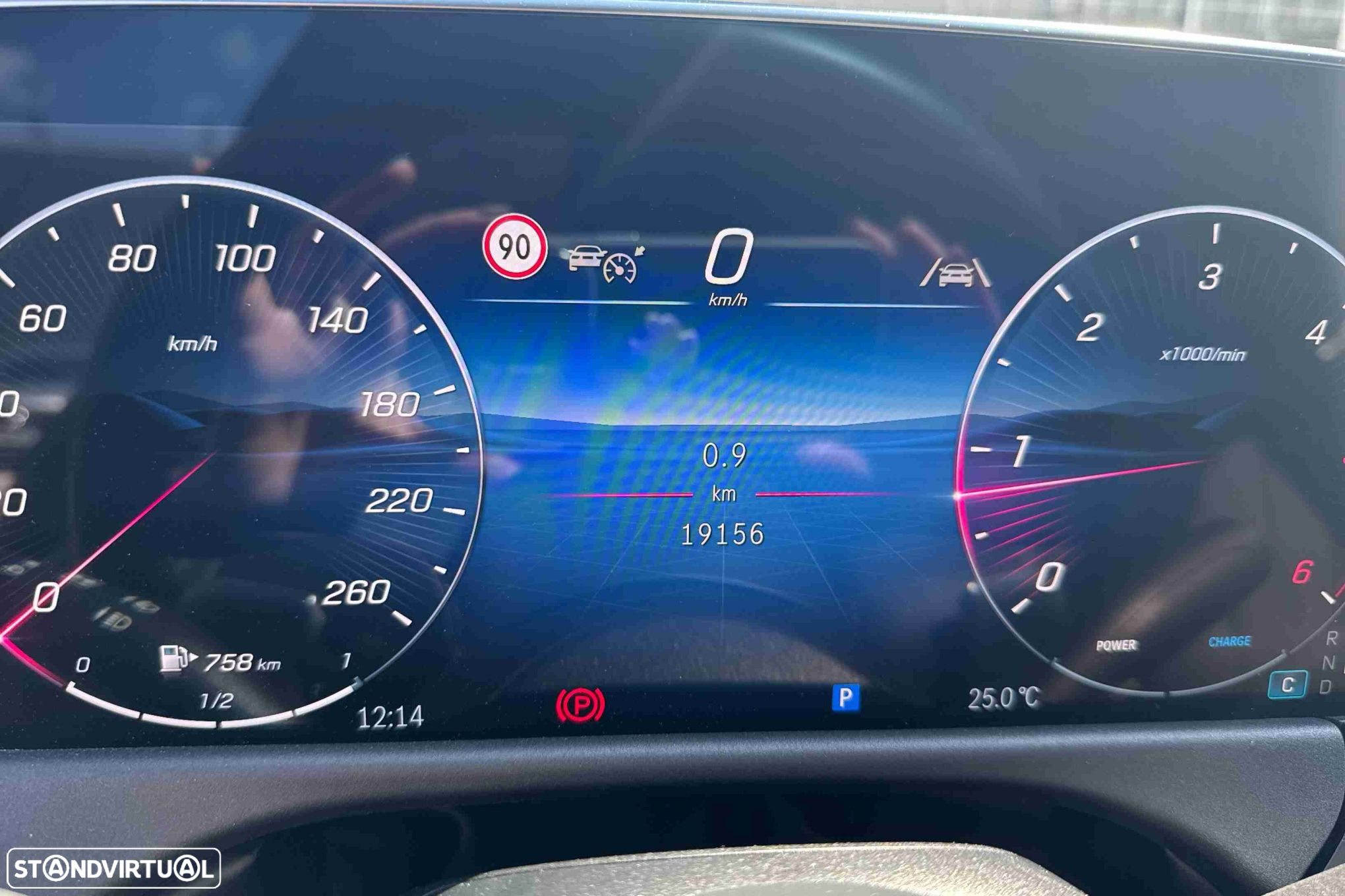 Mercedes-Benz E 220 d - 12